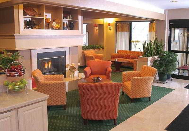 Hotel Courtyard Detroit Utica Exterior foto